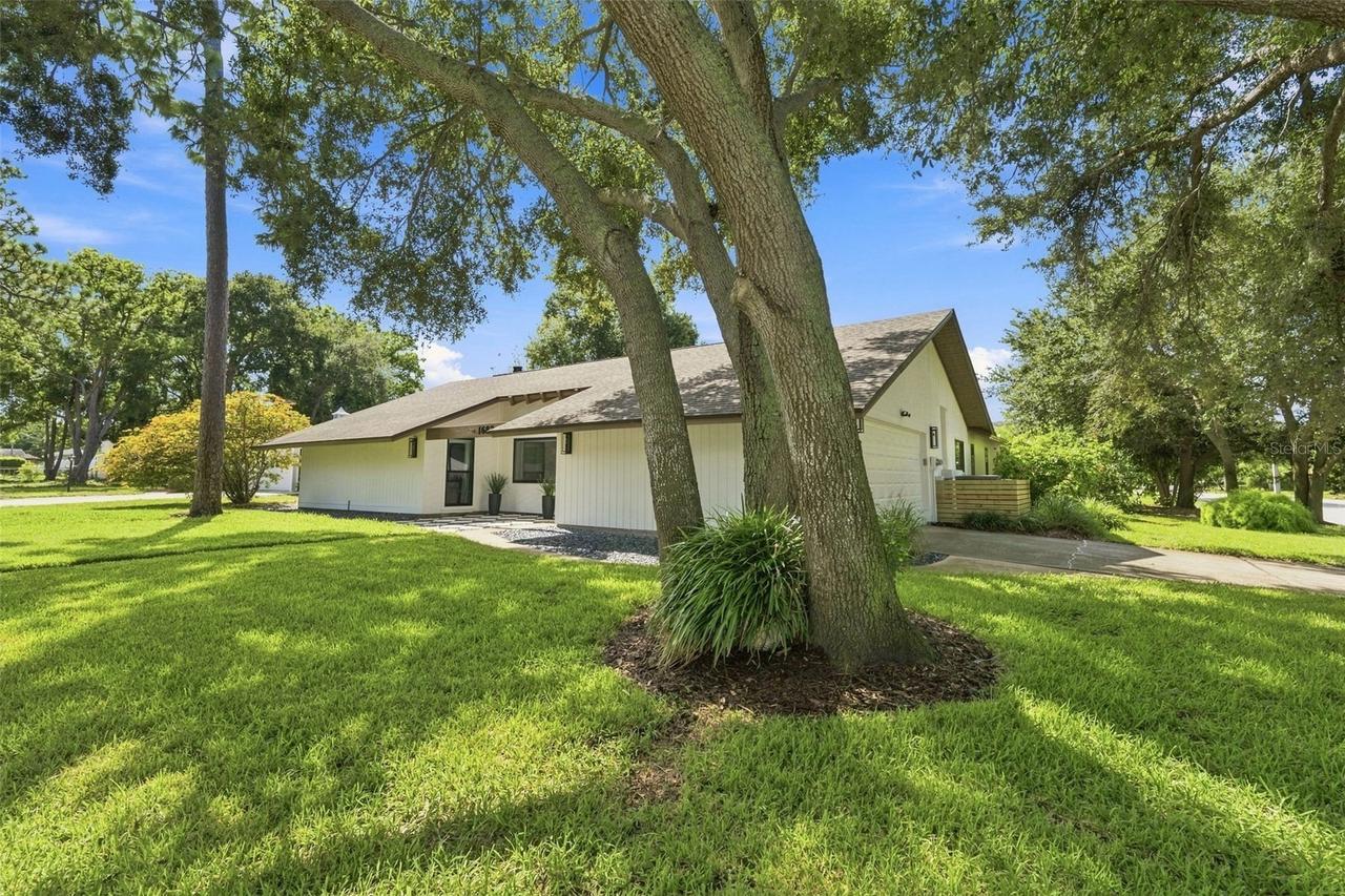 1683 Oak Pl., Clearwater, FL 33755