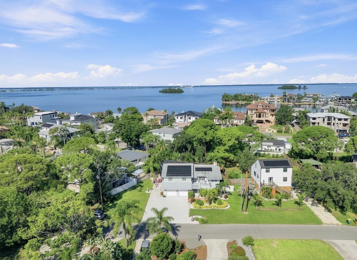 201 Lagoon Dr., Palm Harbor, FL 34683