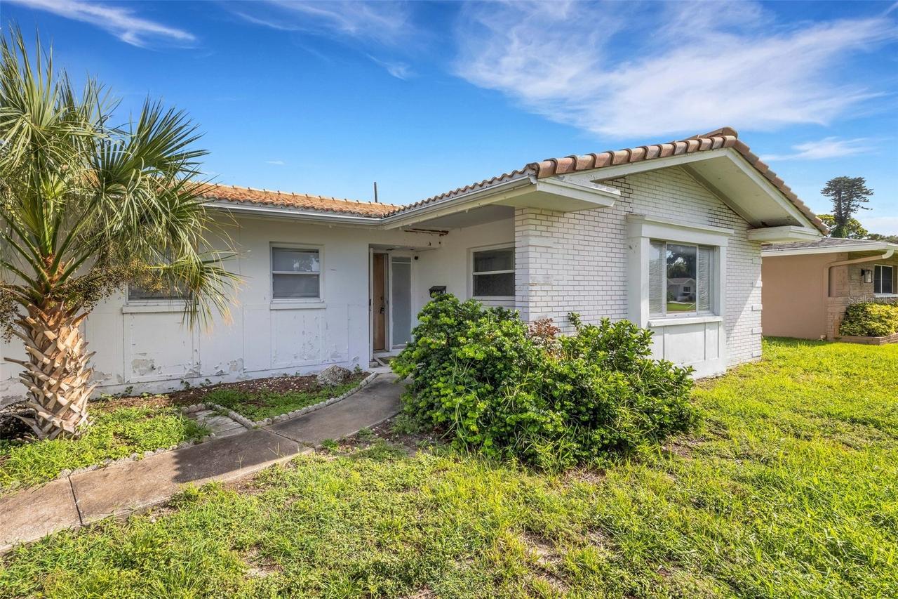 1497 62nd Pl., St Petersburg, FL 33705