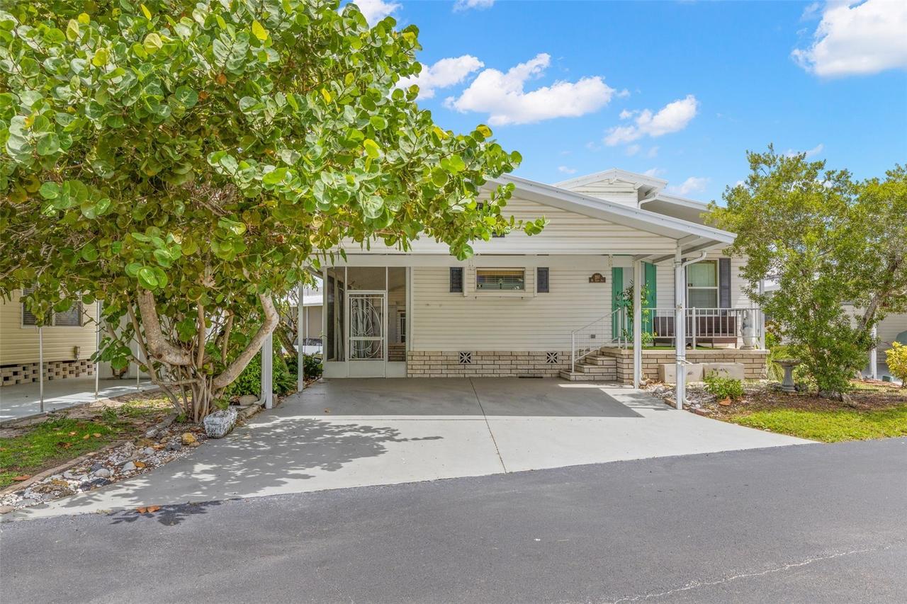 357 Mount Saxon Ave. #323, St Petersburg, FL 33702
