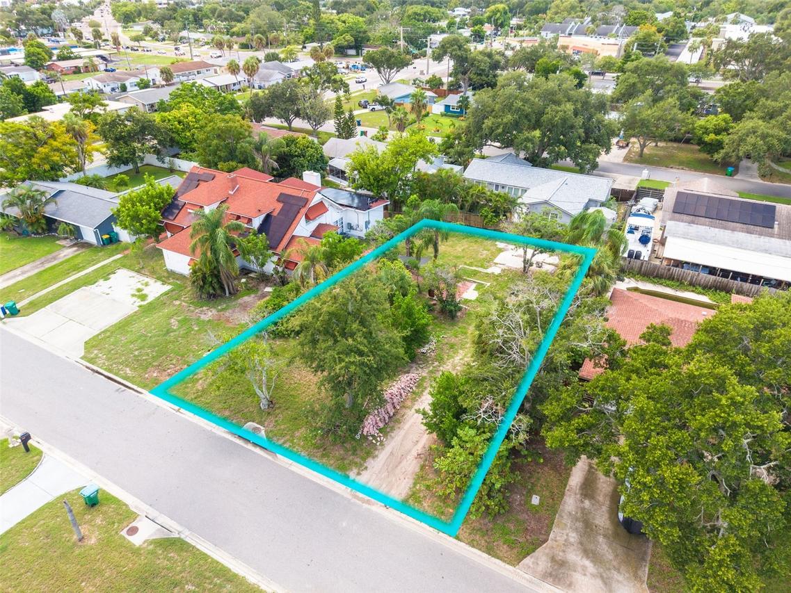 79th Ave., Seminole, FL 33772