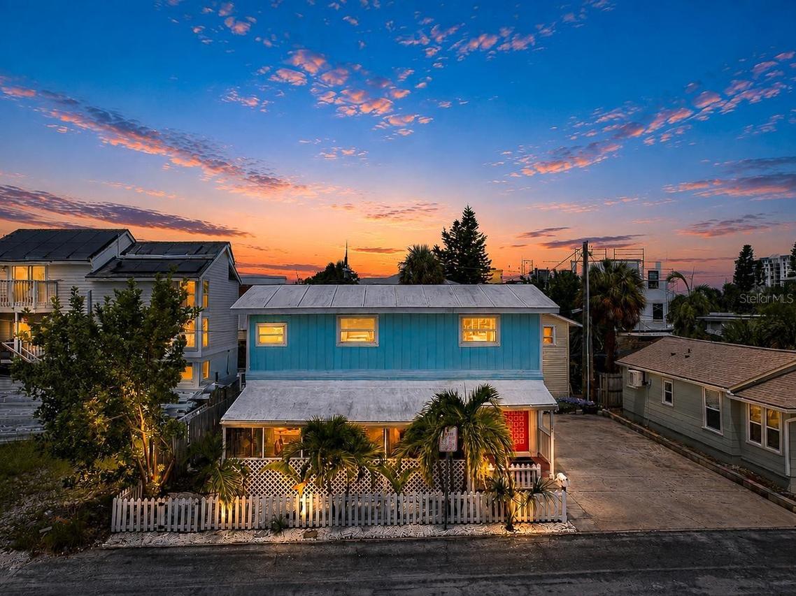 120 93rd Ave., Treasure Island, FL 33706
