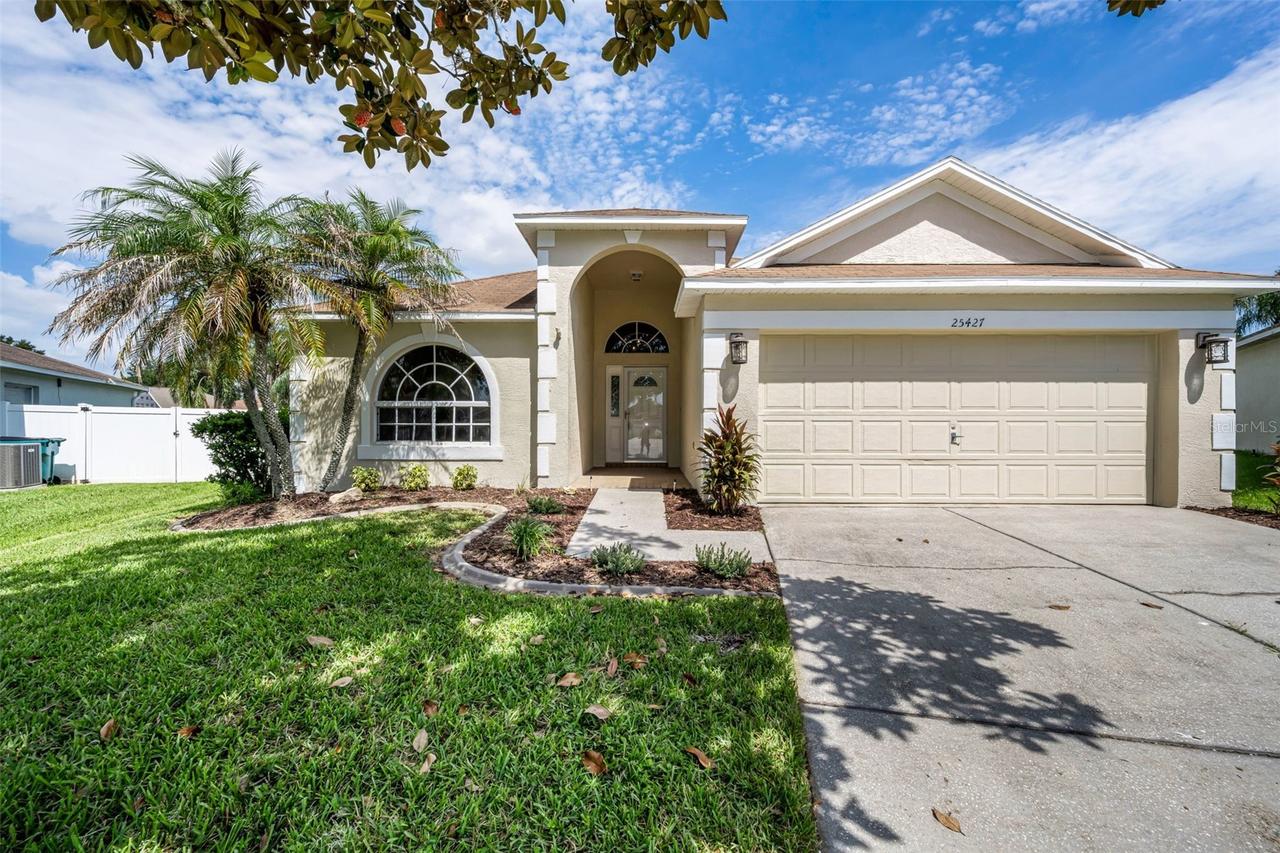 25427 Seven Rivers Cir., Land O Lakes, FL 34639