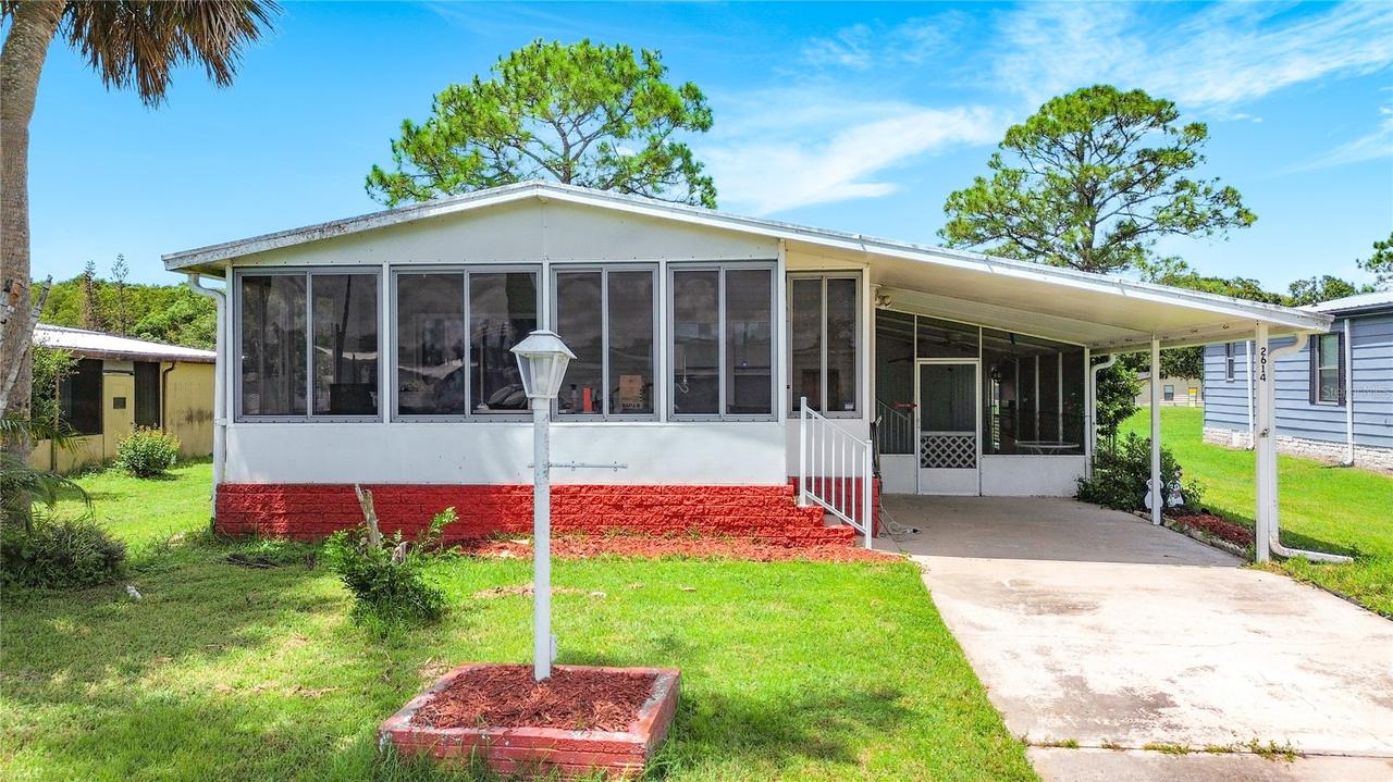 2614 Mc Daniel Dr., Kissimmee, FL 34758