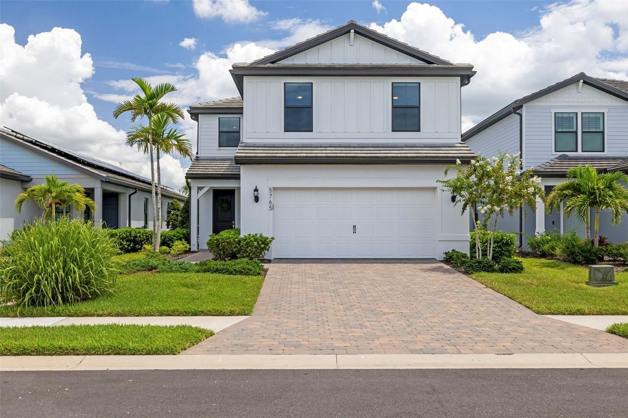 5765 Silverside Pine Ct., Bradenton, FL 34211