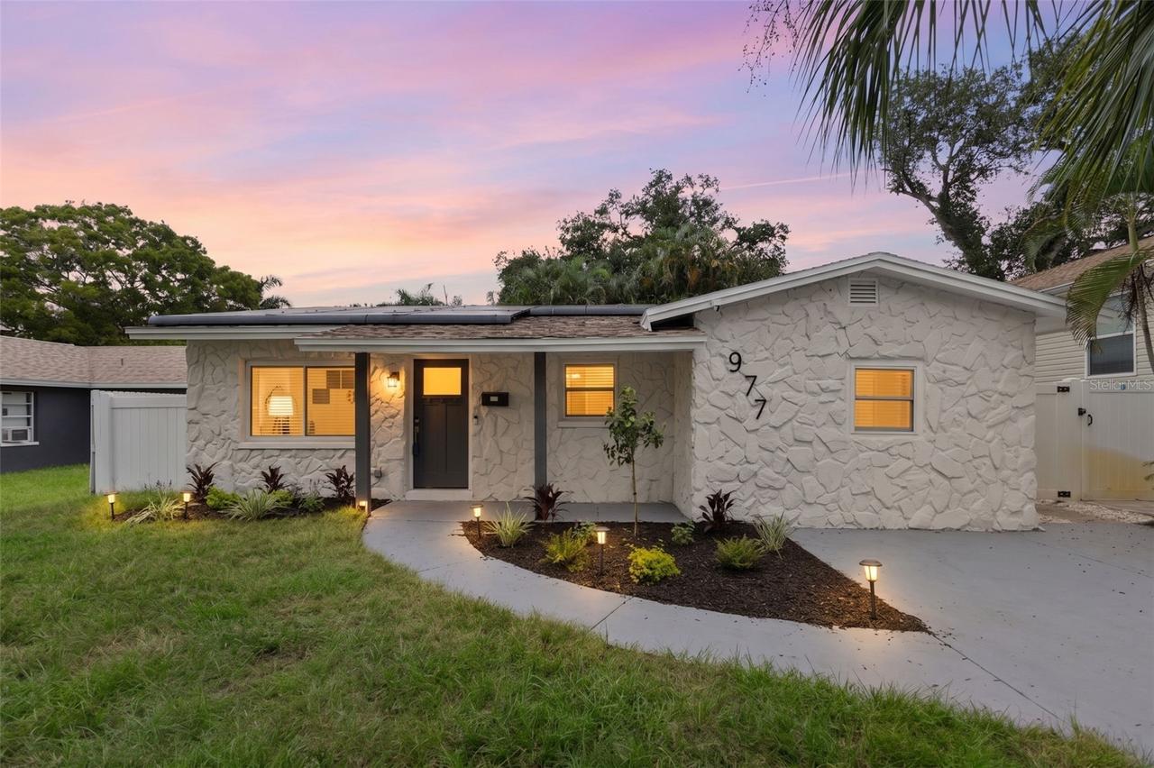 977 27th Ave., St Petersburg, FL 33705