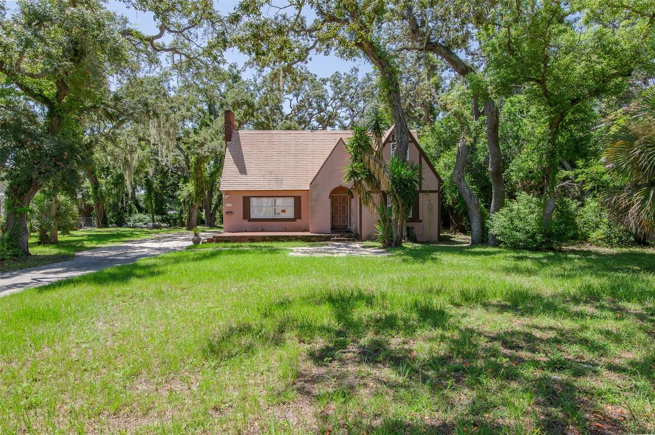 1510 22nd Ave., St Petersburg, FL 33705