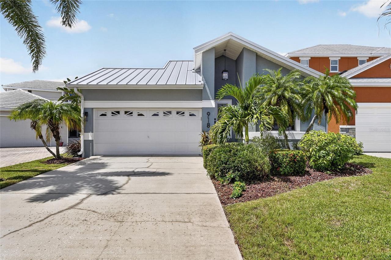 918 Shagos Dr., Apollo Beach, FL 33572