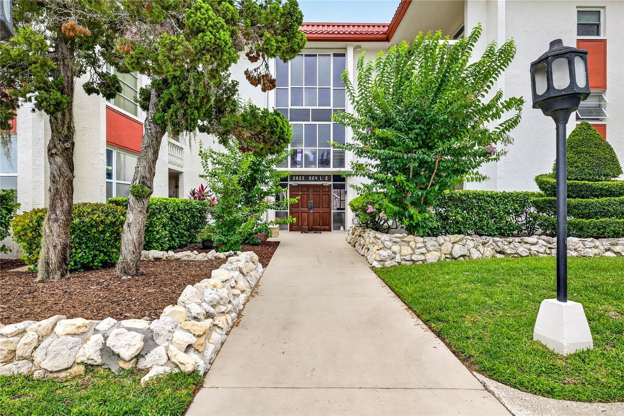 2623 Seville Blvd. #207, Clearwater, FL 33764