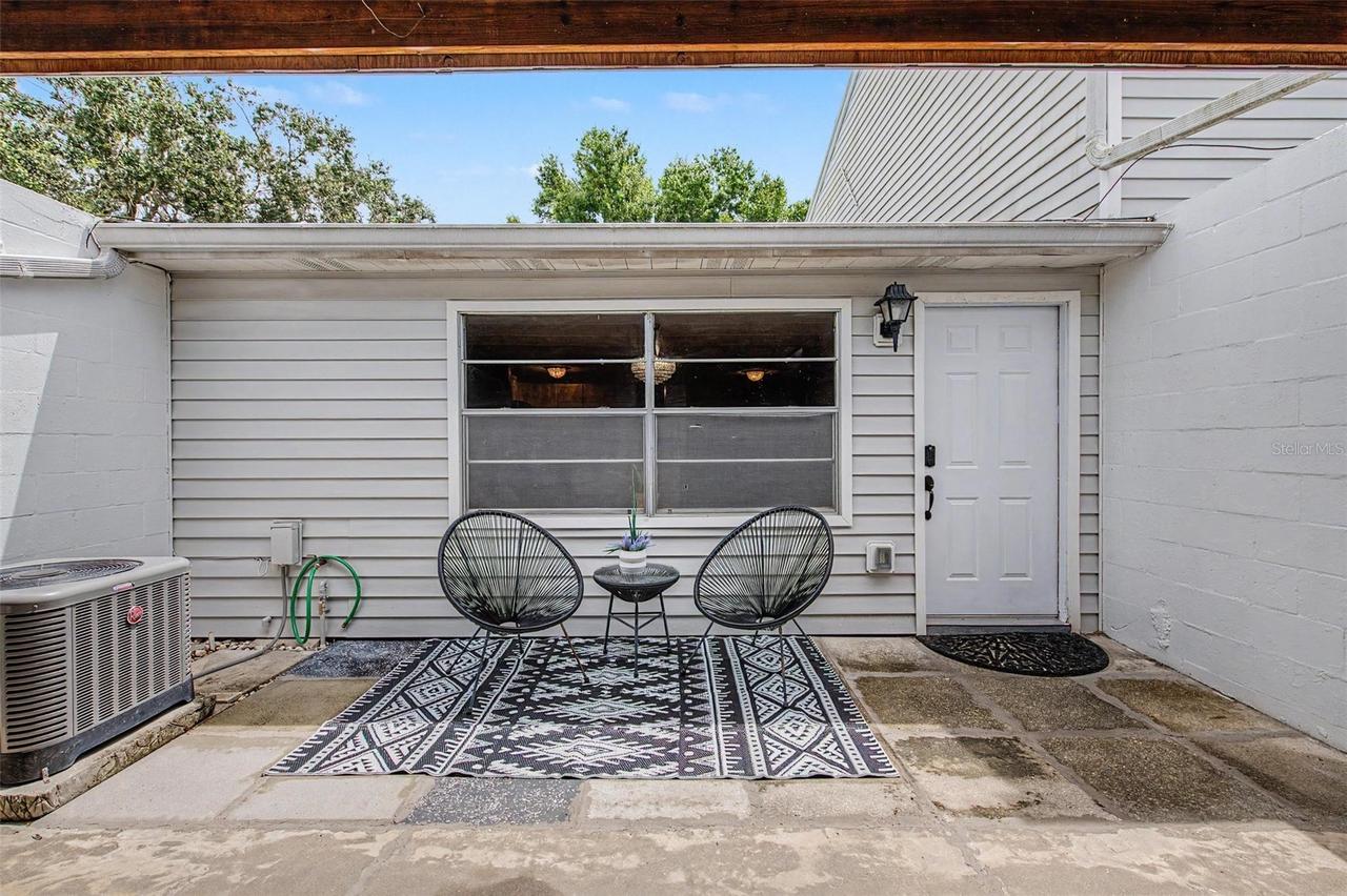 11923 Dietz Dr. #8, Tampa, FL 33626