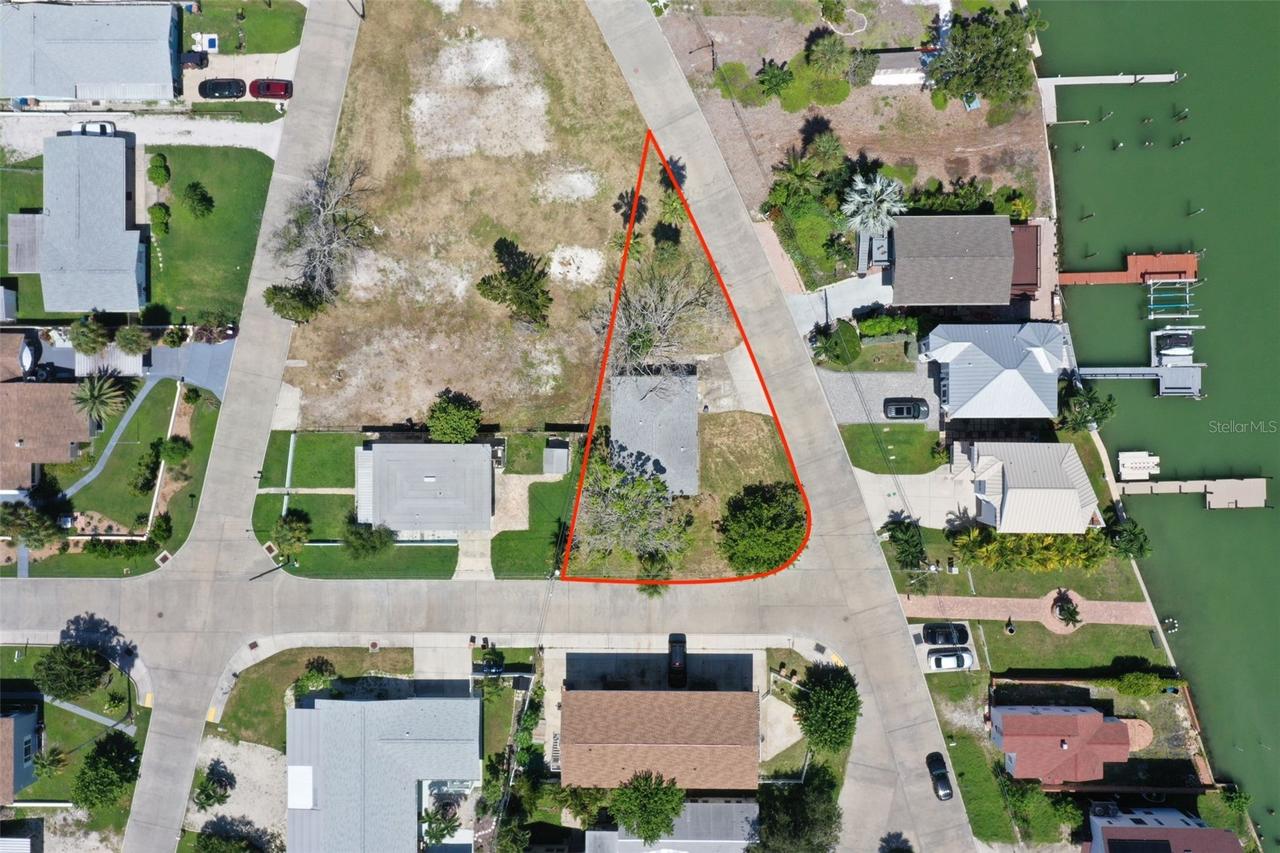 330 133rd Ave., Madeira Beach, FL 33708