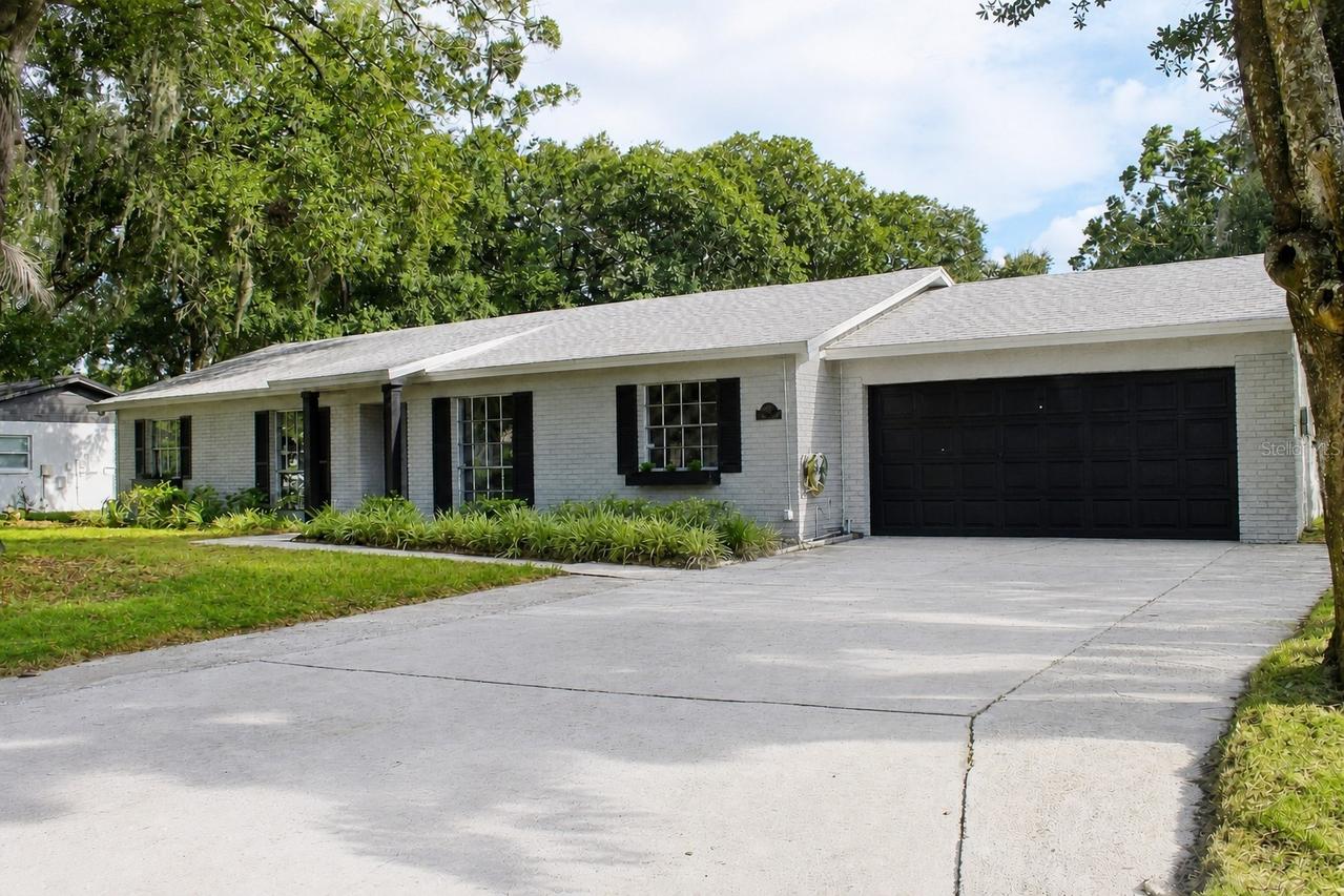 13808 Cherry Brook Ln., Tampa, FL 33618