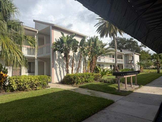 105 Lakeview Way, Oldsmar, FL 34677