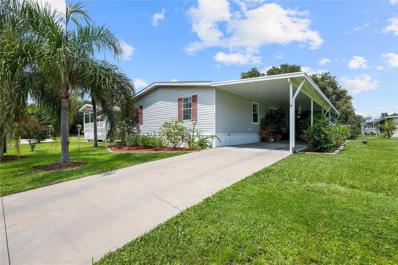 38417 Monet Dr., Zephyrhills, FL 33540