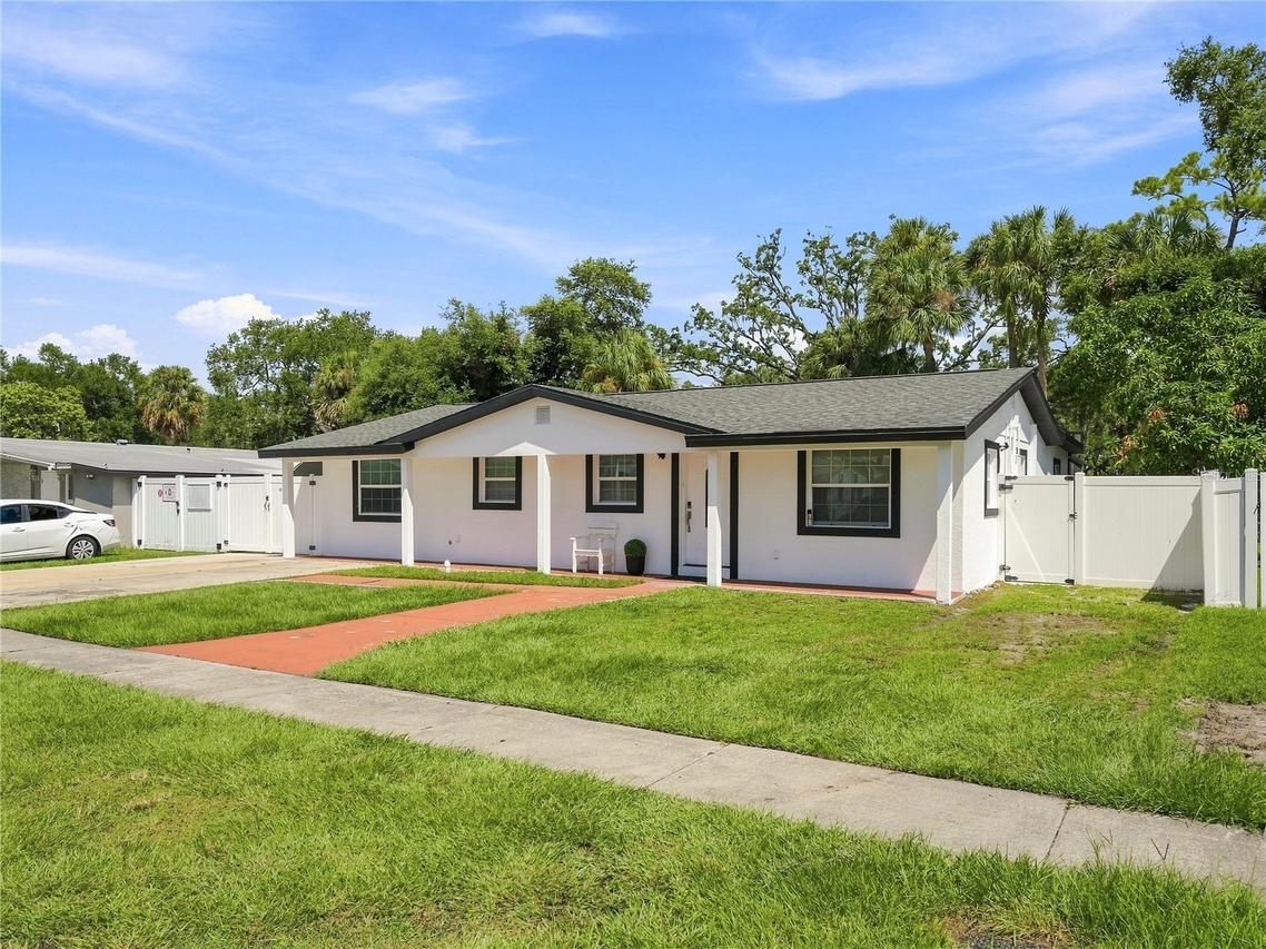 6529 La Mesa Cir., Tampa, FL 33634
