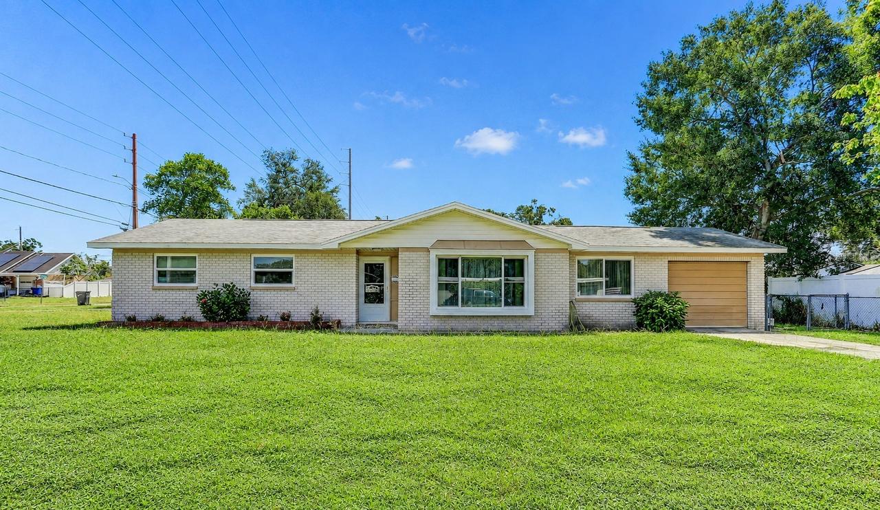 7703 Lakeside Blvd., Tampa, FL 33614