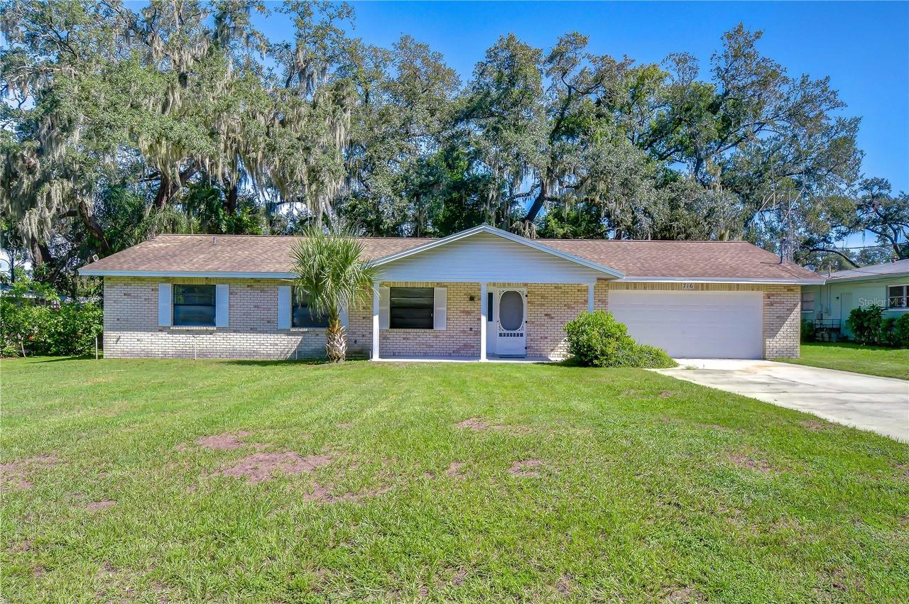 716 Westwood Dr., Brandon, FL 33511