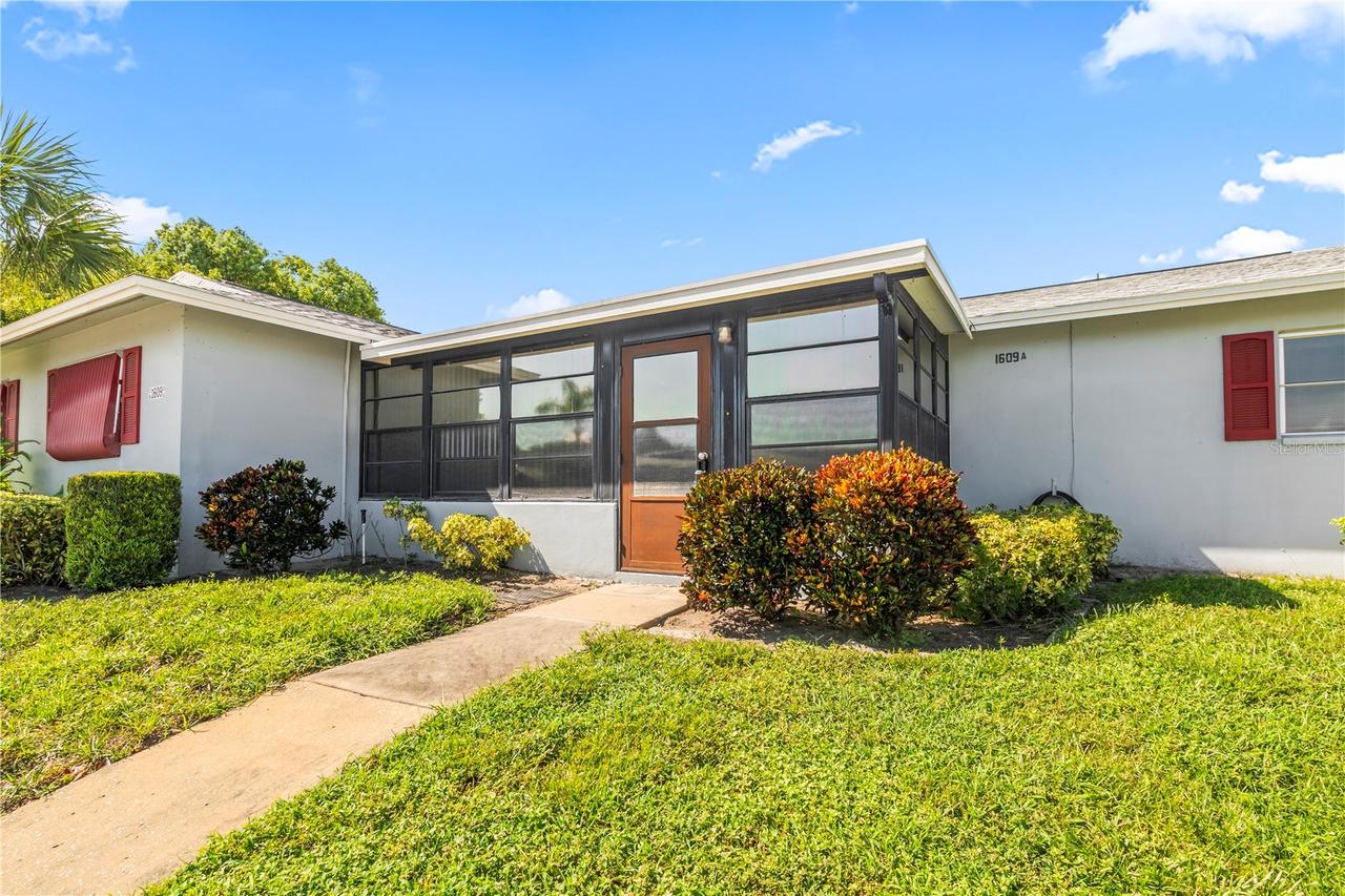 1609 Whitebridge Dr. #A, Palm Harbor, FL 34684