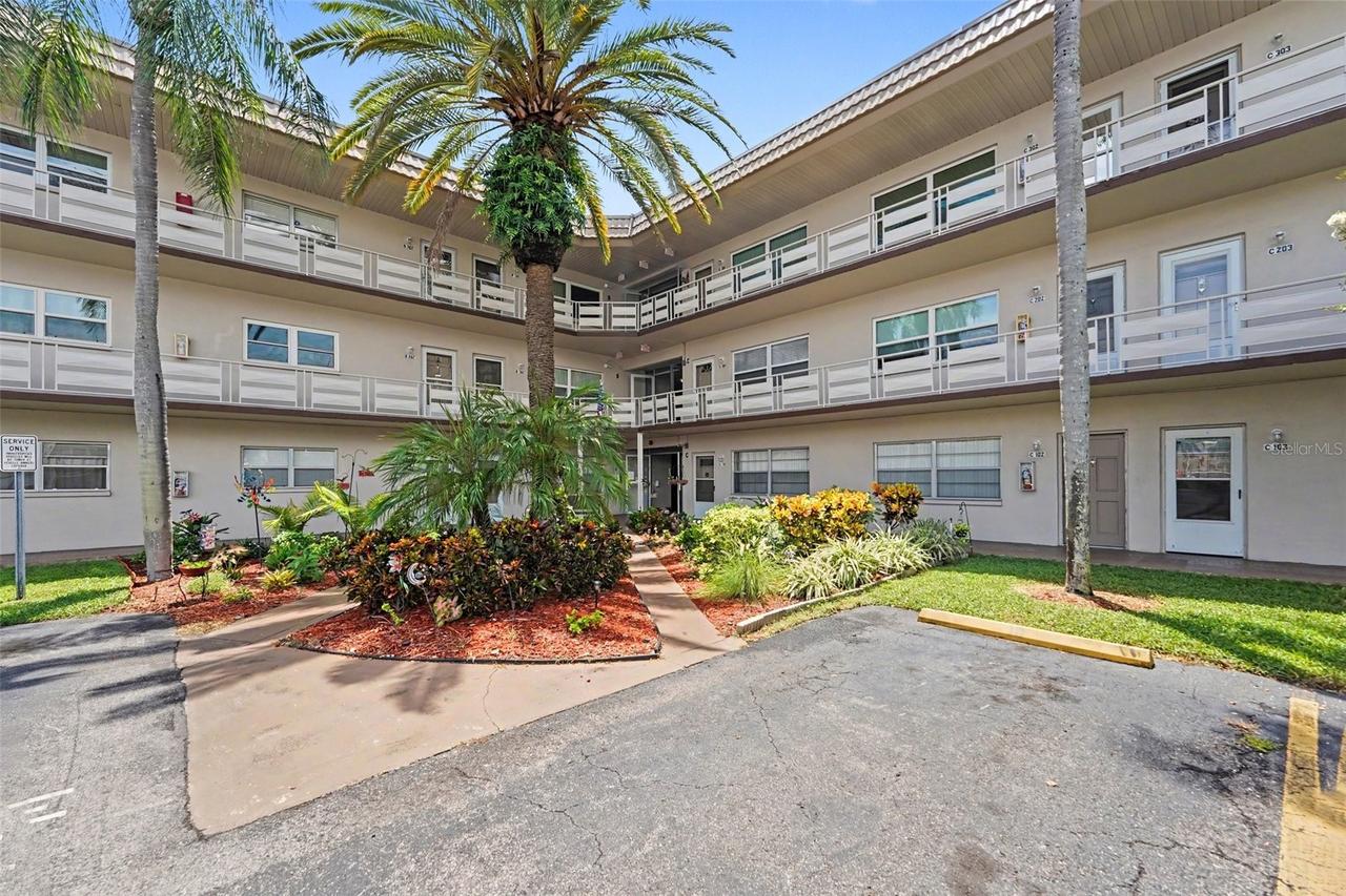 5530 80th St. #C101, St Petersburg, FL 33709