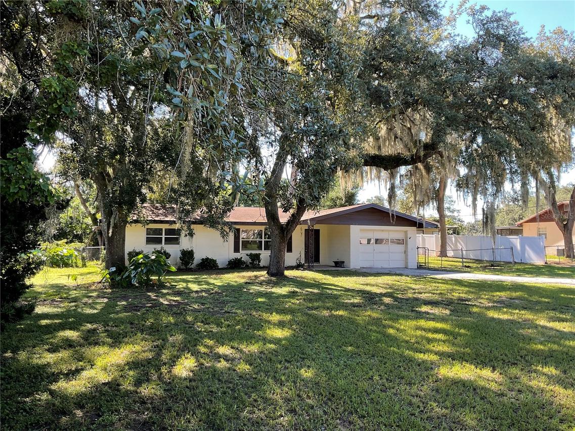 5032 Flamingo Ln., Dade City, FL 33523