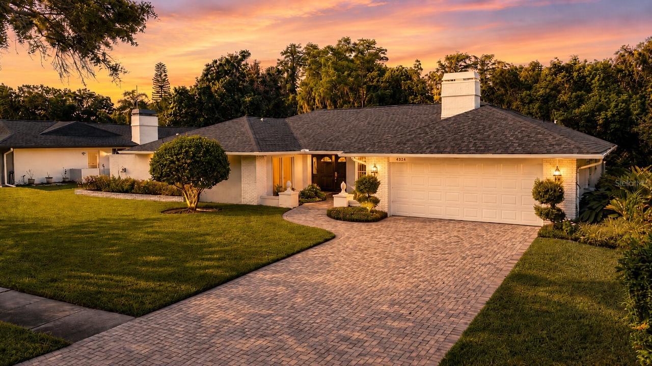 4324 Southpark Dr., Tampa, FL 33624