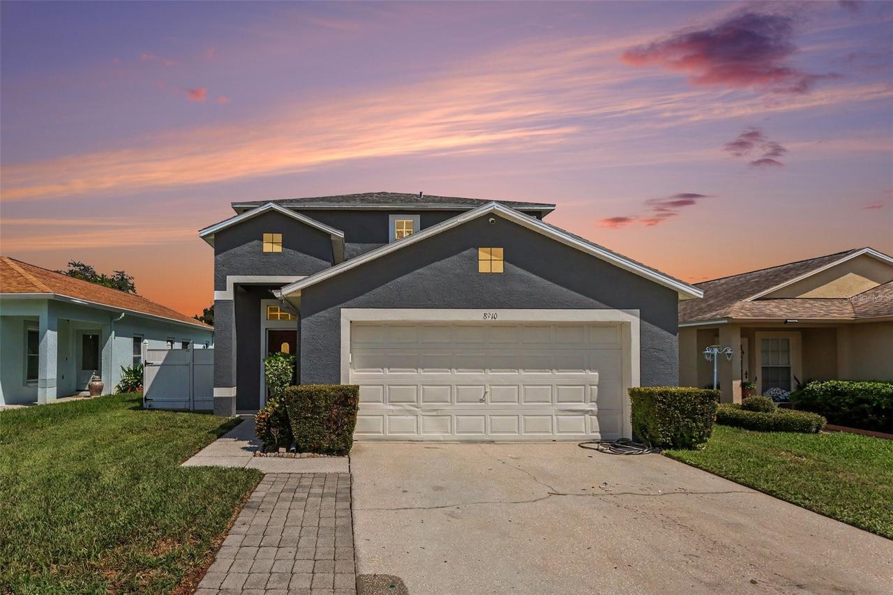 8910 Bridgeford Oaks Dr., Temple Terrace, FL 33637