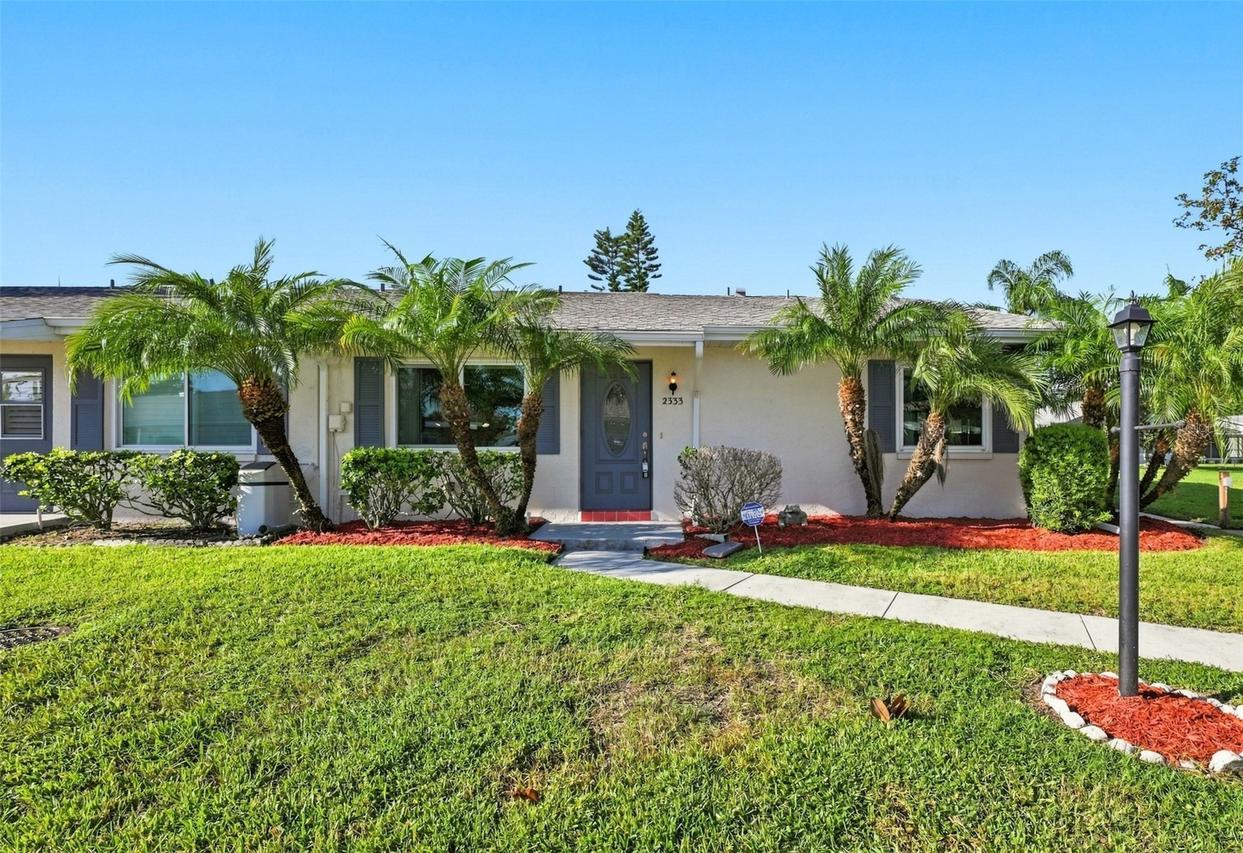 2333 Glenmore Cir., Sun City Center, FL 33573