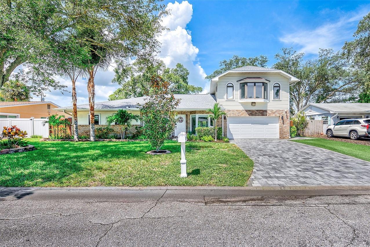 812 Willowbranch Ave., Clearwater, FL 33764