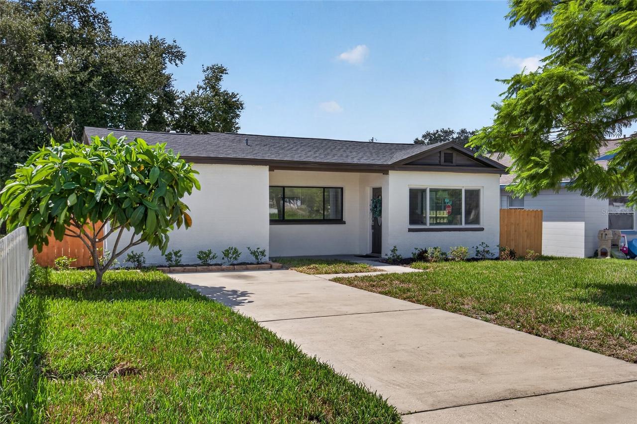 1234 17th St., St Petersburg, FL 33713