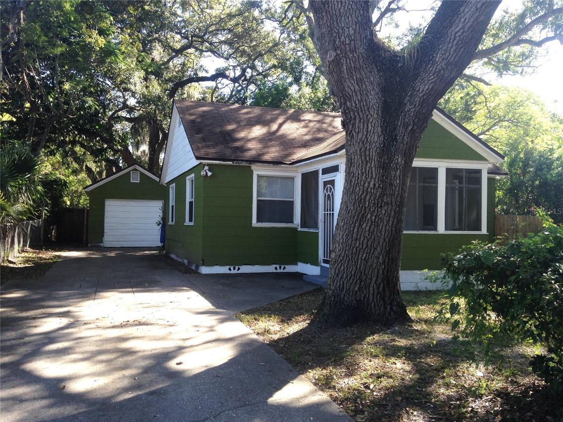 2226 27th St., St Petersburg, FL 33712