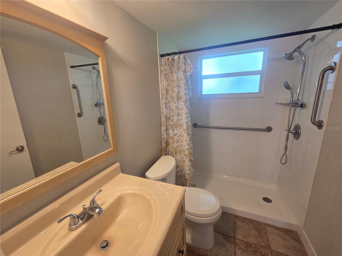 1813 Bond St., Plant City, FL 33563