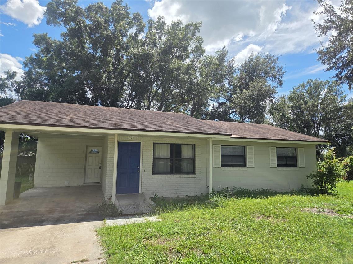 1813 Bond St., Plant City, FL 33563