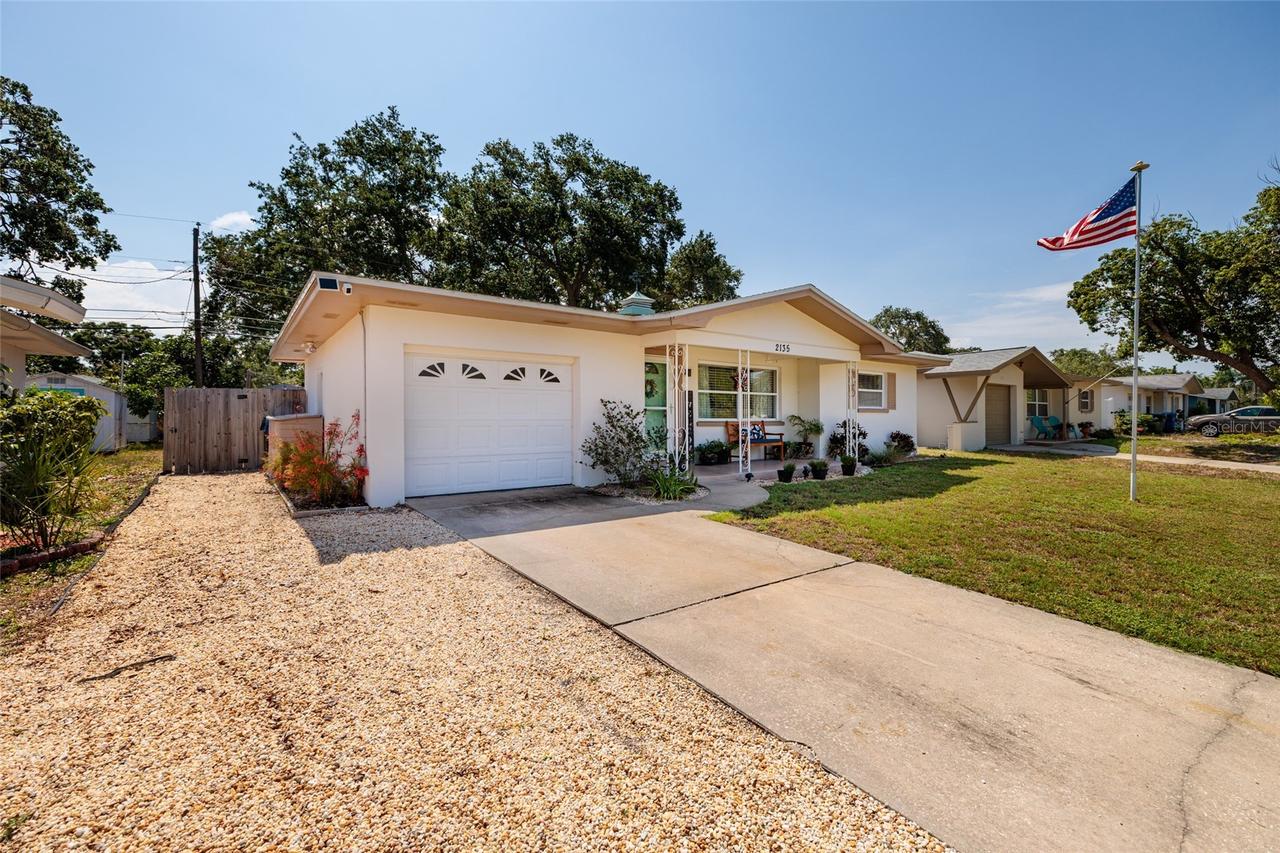 2135 Pocahontas Dr., Largo, FL 33774