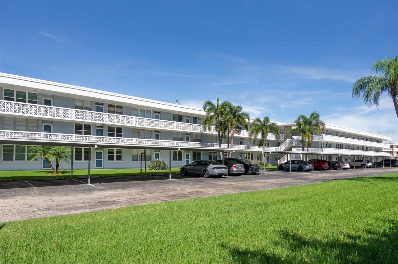 4720 Locust St. #219, St Petersburg, FL 33703