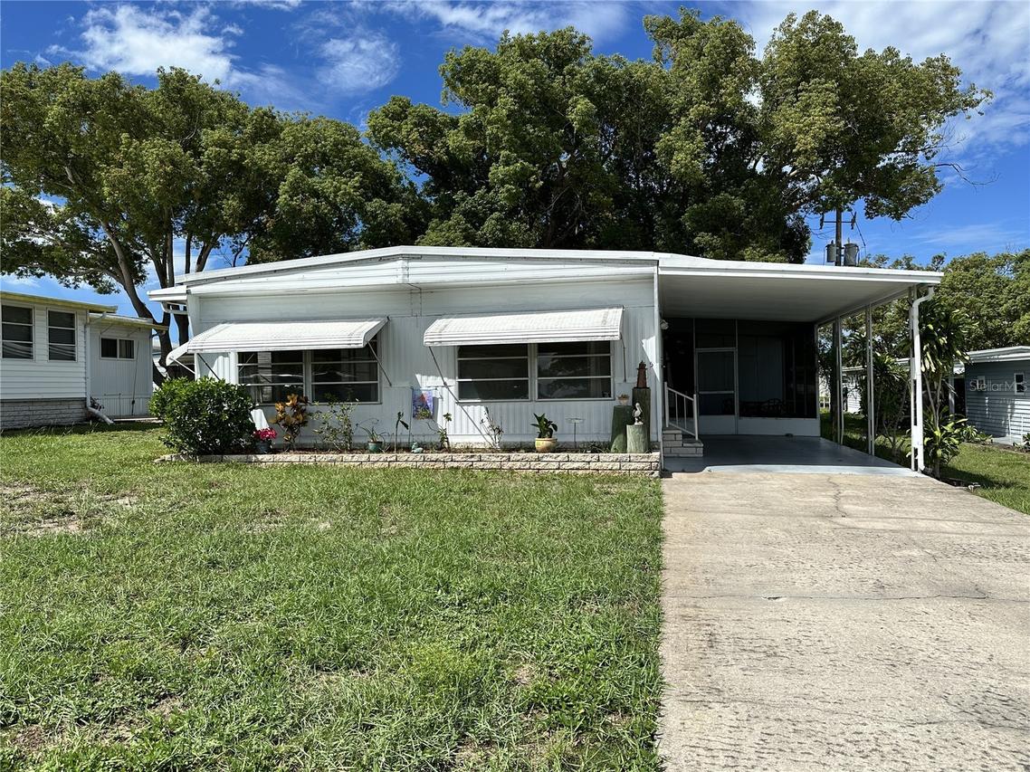 55 Lexington Ct. #12, Palm Harbor, FL 34684