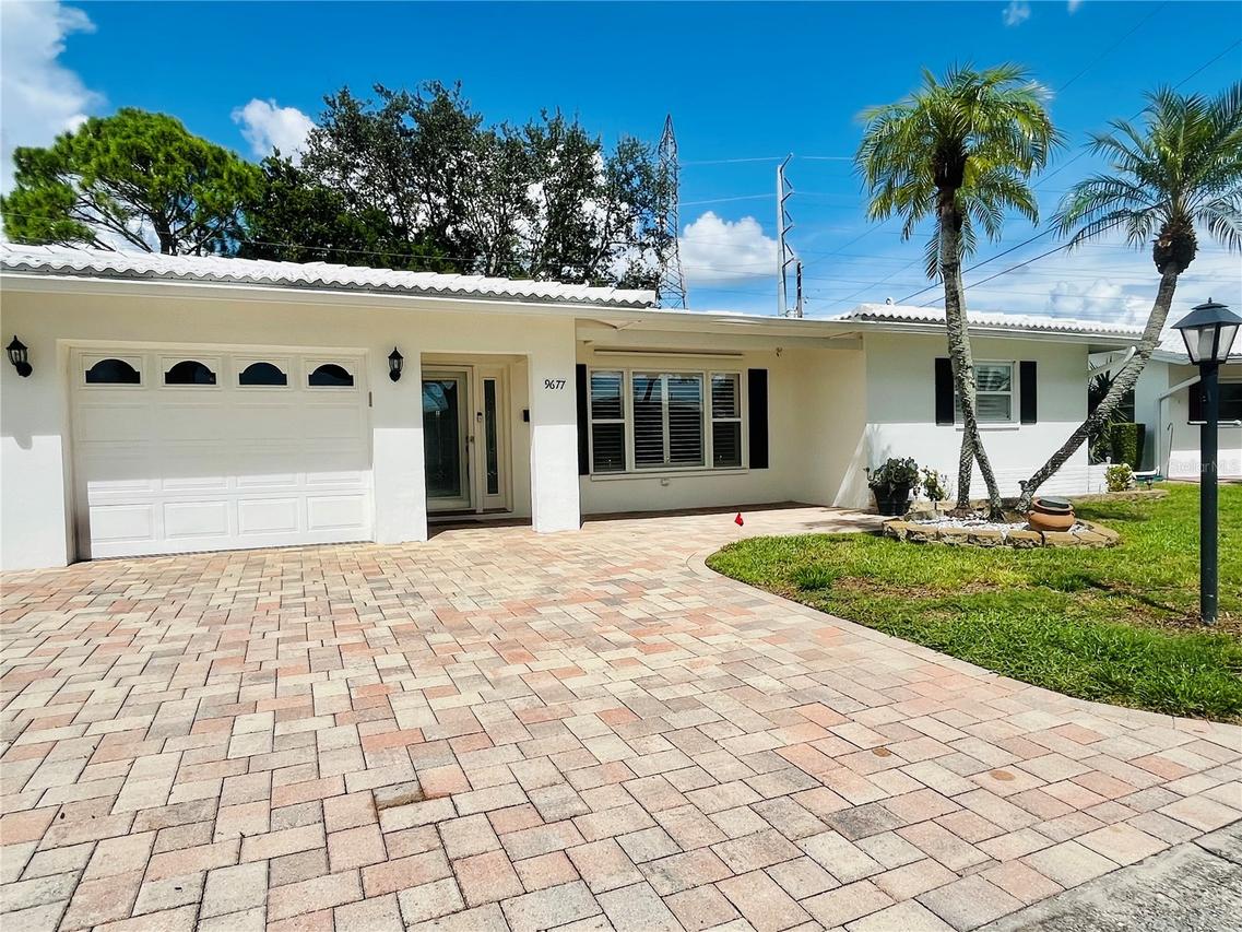 9677 41st St., Pinellas Park, FL 33782