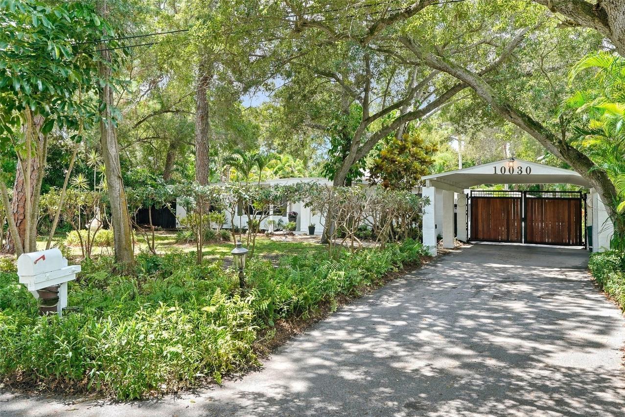 10030 59th Ave., St Petersburg, FL 33708