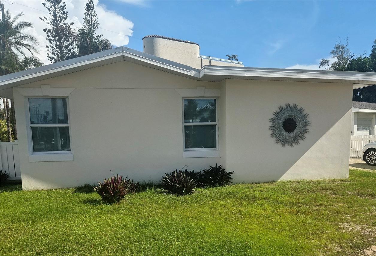 117 79th St., Holmes Beach, FL 34217