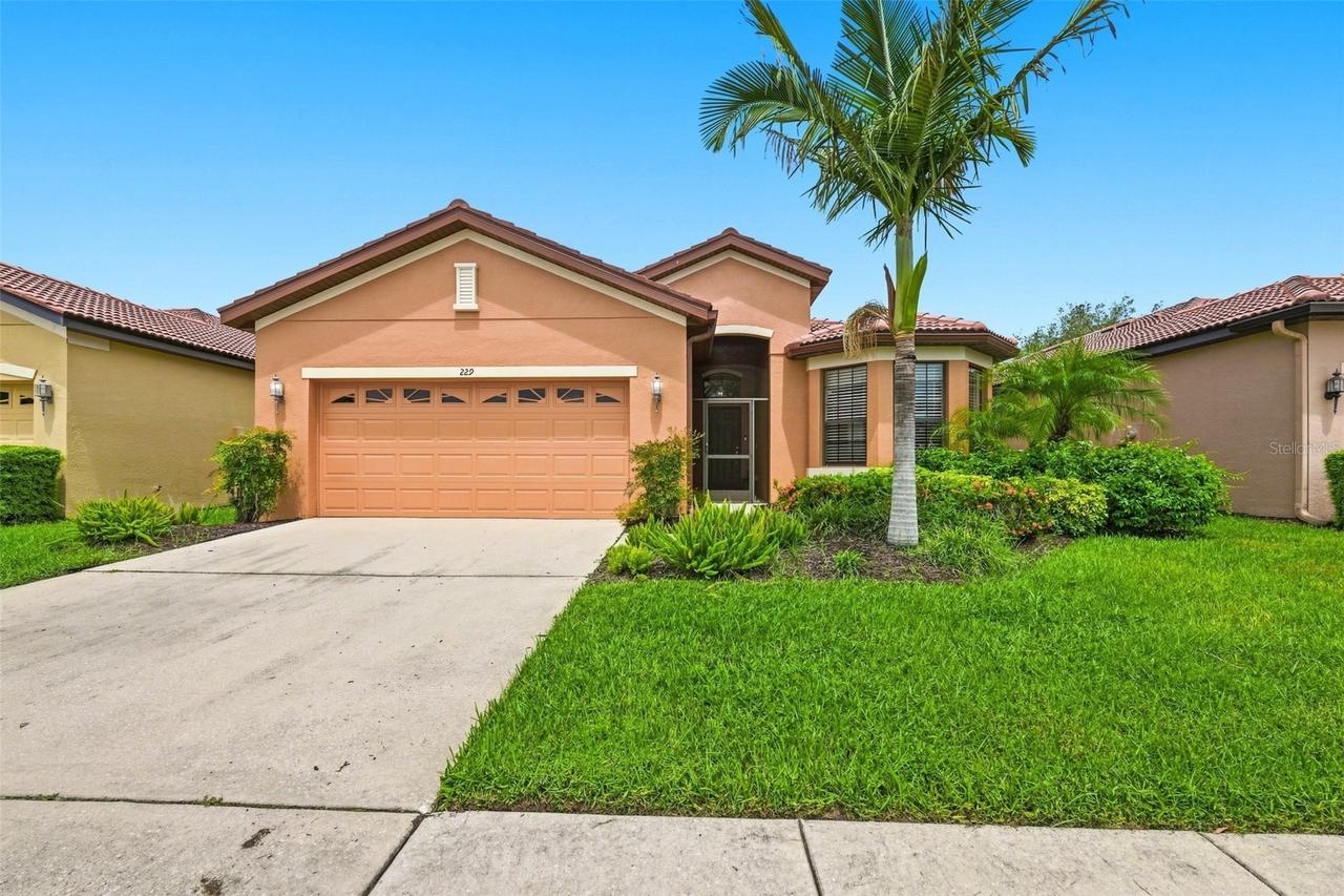 229 Silver Falls Dr., Apollo Beach, FL 33572