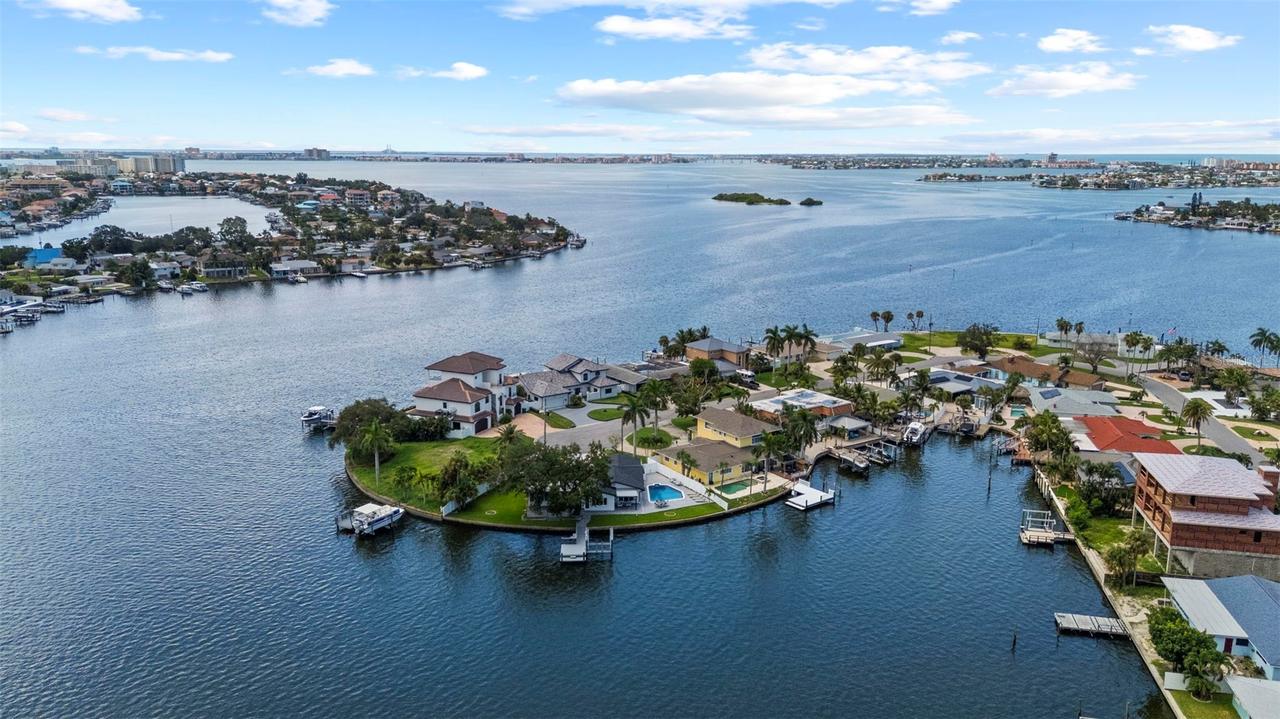 1514 Sea Gull Dr., St Petersburg, FL 33707