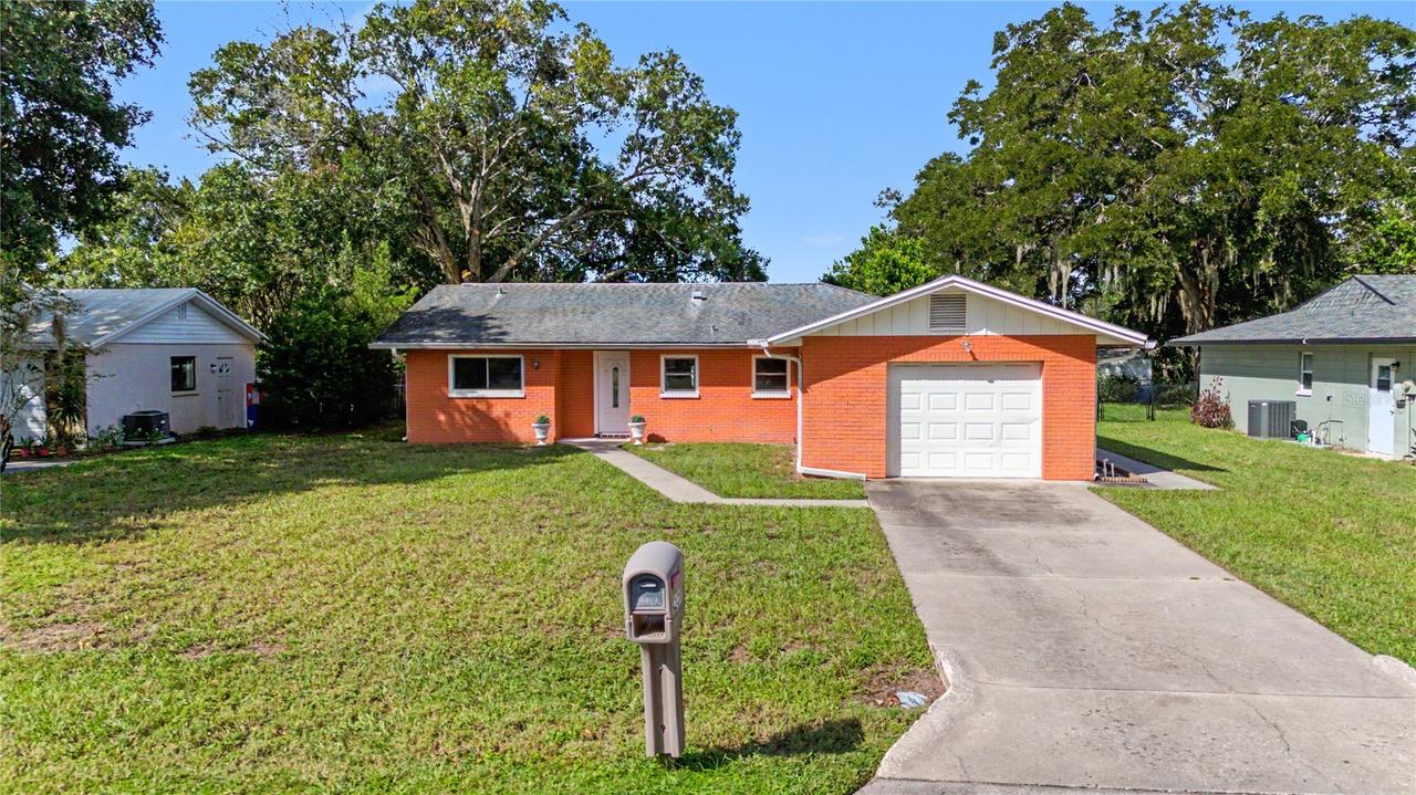 2555 Shadecrest Rd., Land O Lakes, FL 34639
