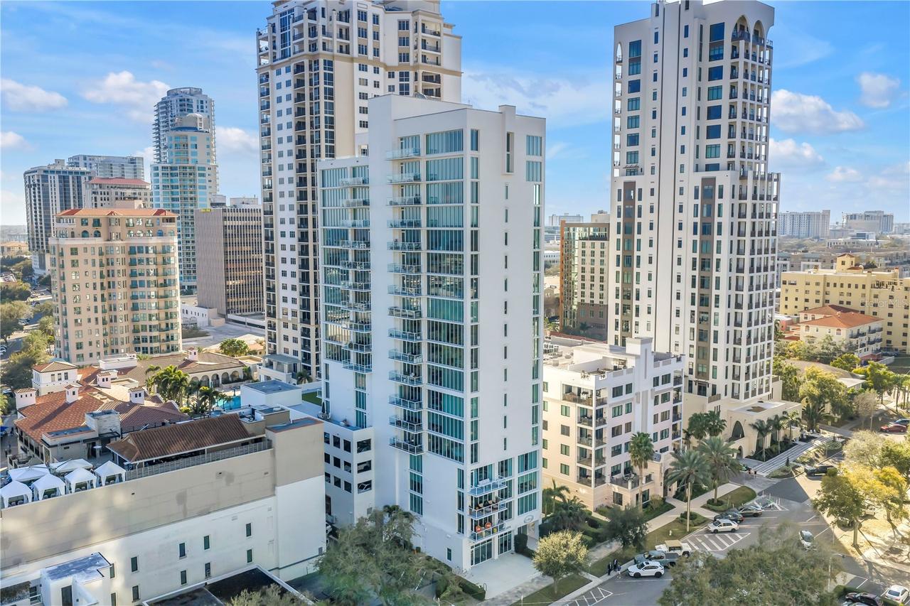176 4th Ave. #1101, St Petersburg, FL 33701