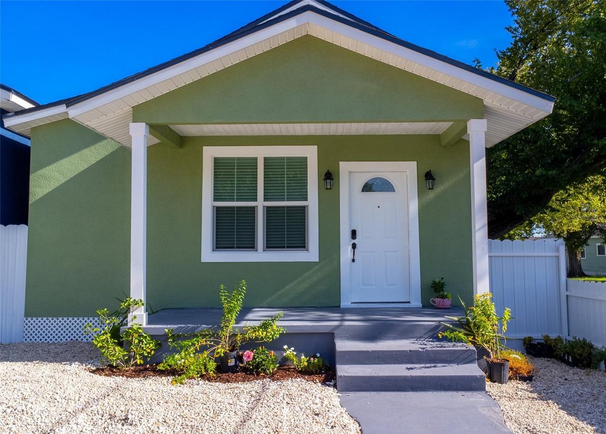 2601 W Saint Conrad St., Tampa, FL 33607