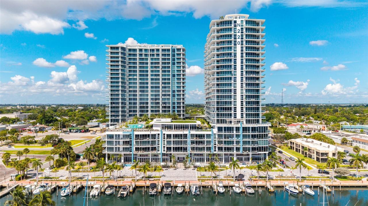 220 Lake Shore Dr. #704, Lake Park, FL 33403