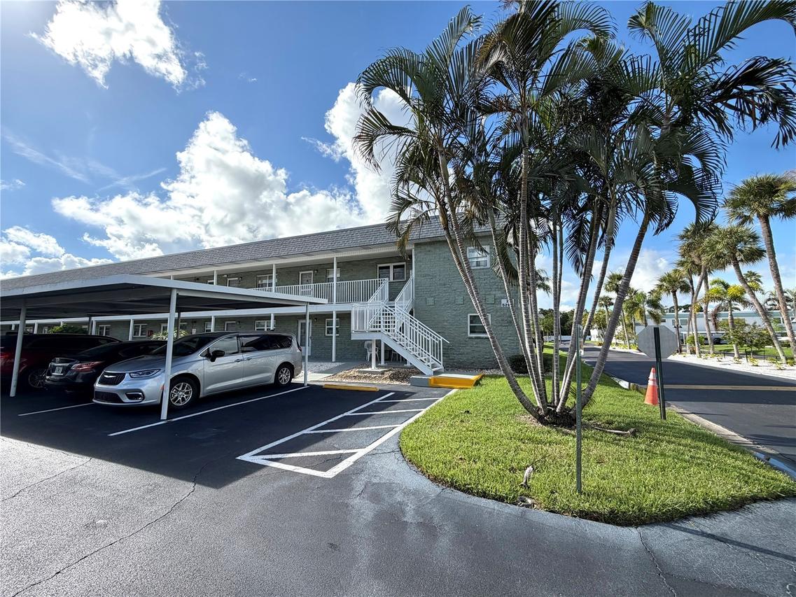 5287 81st St. #26, St Petersburg, FL 33709