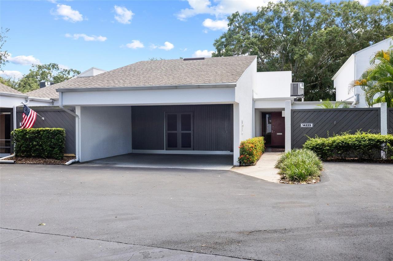 14225 Cypress Cir., Tampa, FL 33618