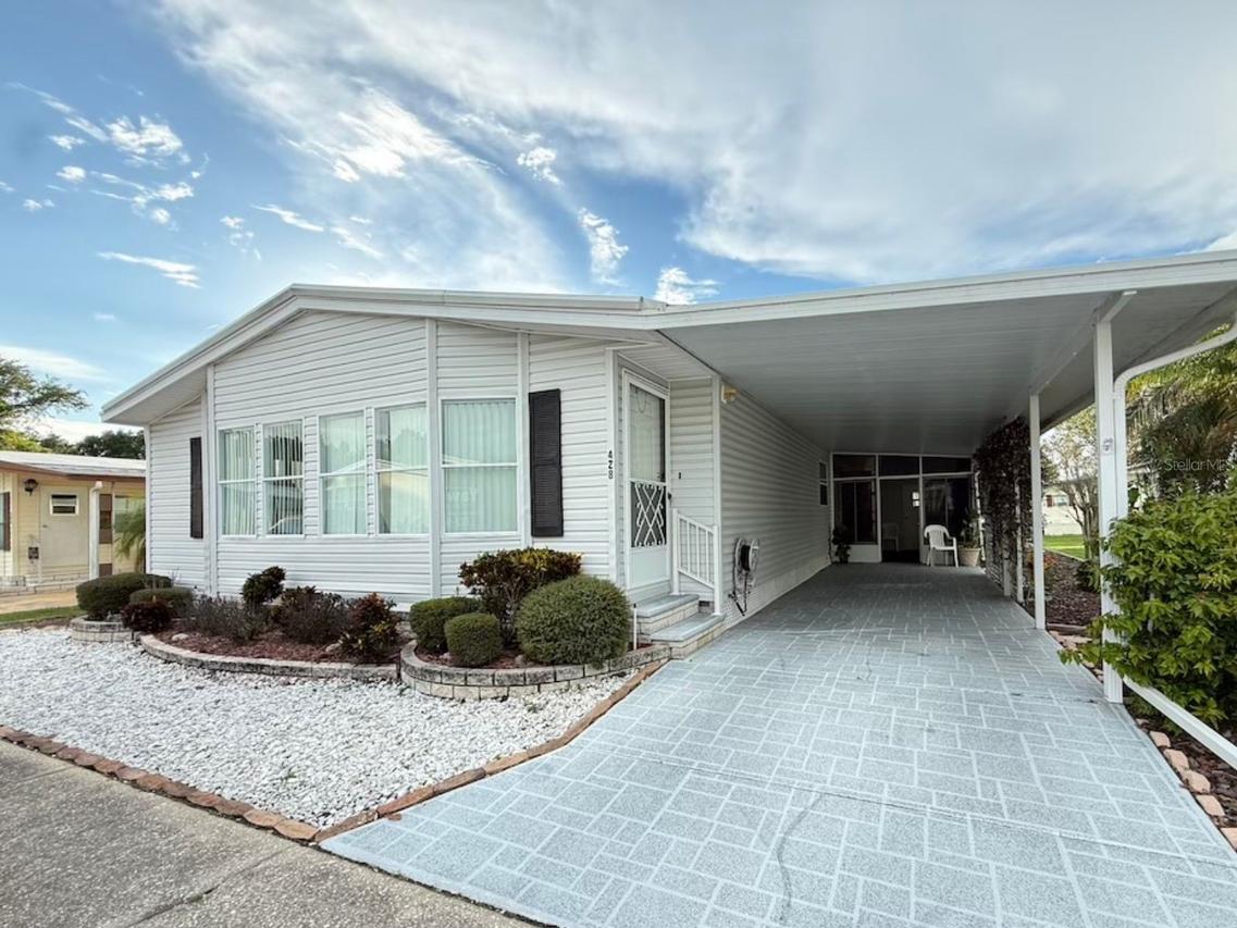 428 Pelican Dr., Oldsmar, FL 34677