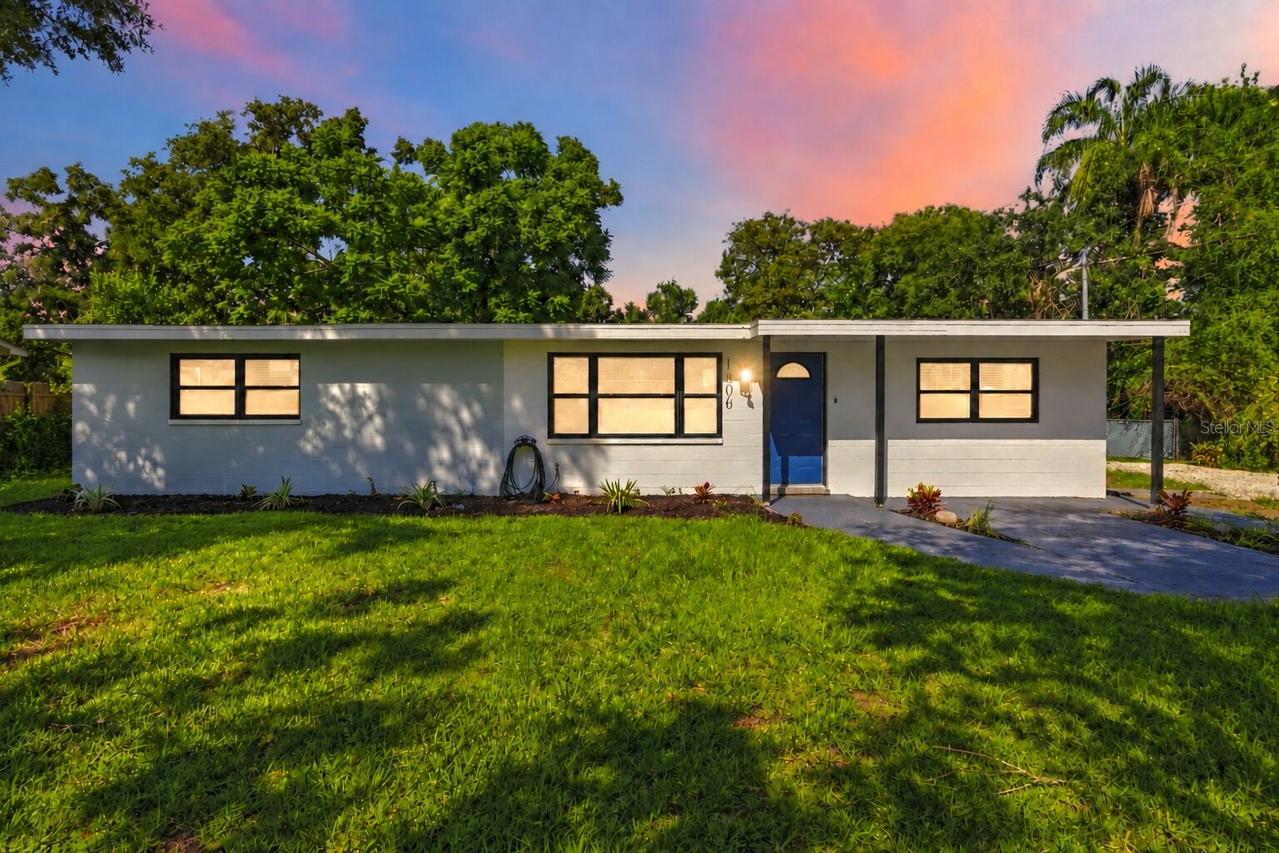 1806 Dierker Dr., Valrico, FL 33596