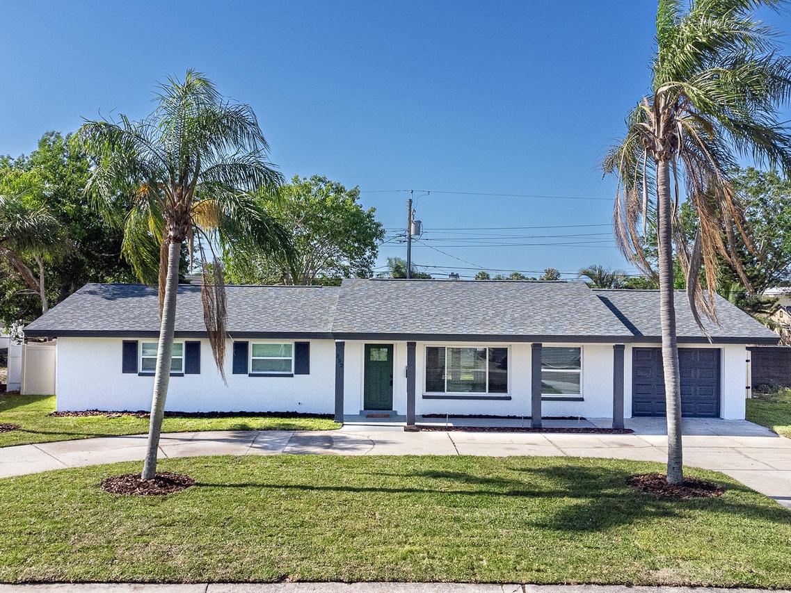 352 79th Ave., St Petersburg, FL 33702