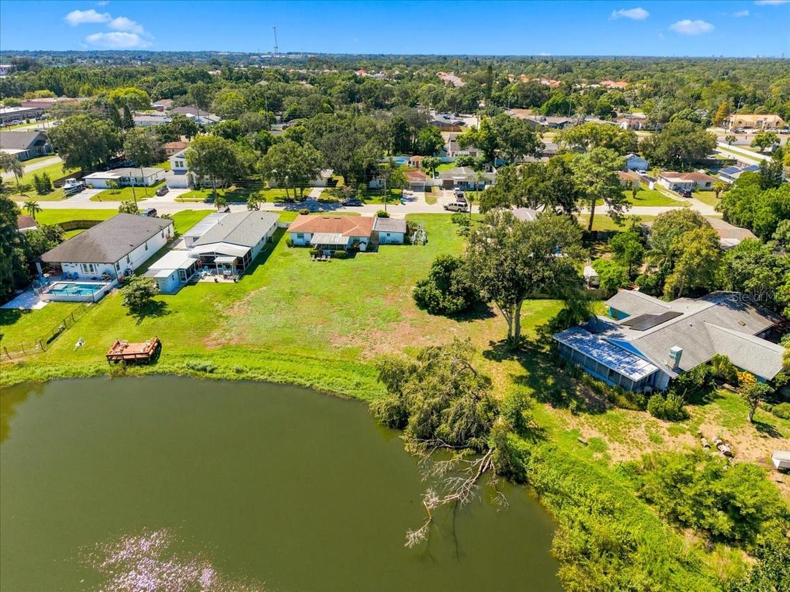 2242 Casa Vista Dr., Palm Harbor, FL 34683